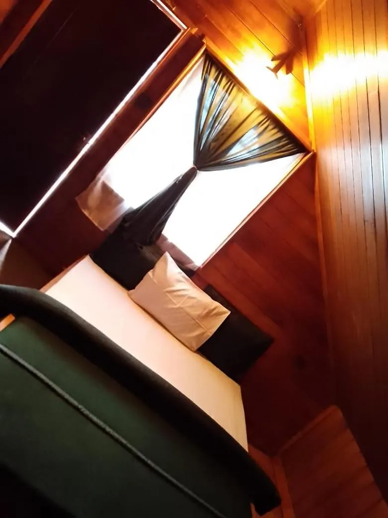 Guest house The Golden Hive 1 Hotel Nuwara Eliya Sri Lanka